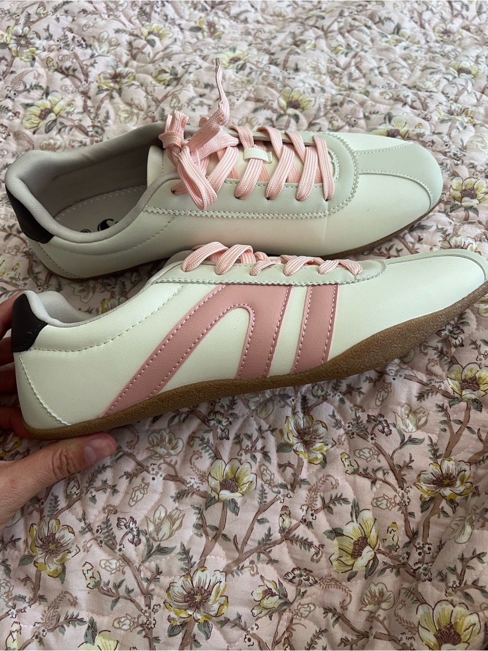 Women’s Casual Pink & White Lace-Up Sneakers